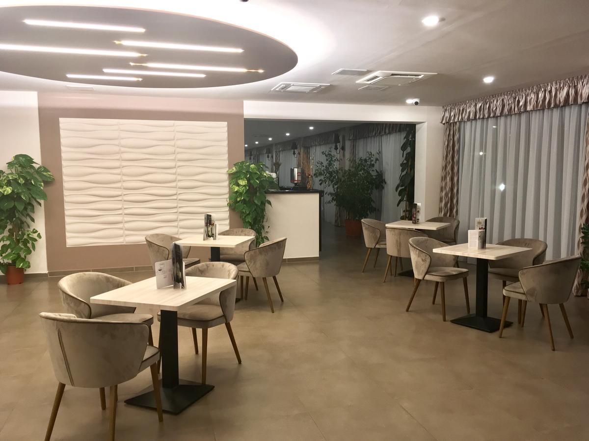 ديبريتْسين Garden Hotel Medical & Spa المظهر الخارجي الصورة