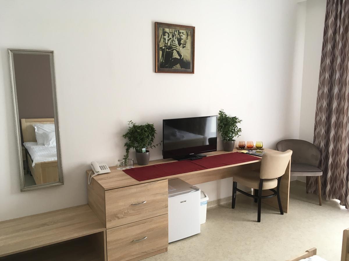 ديبريتْسين Garden Hotel Medical & Spa المظهر الخارجي الصورة