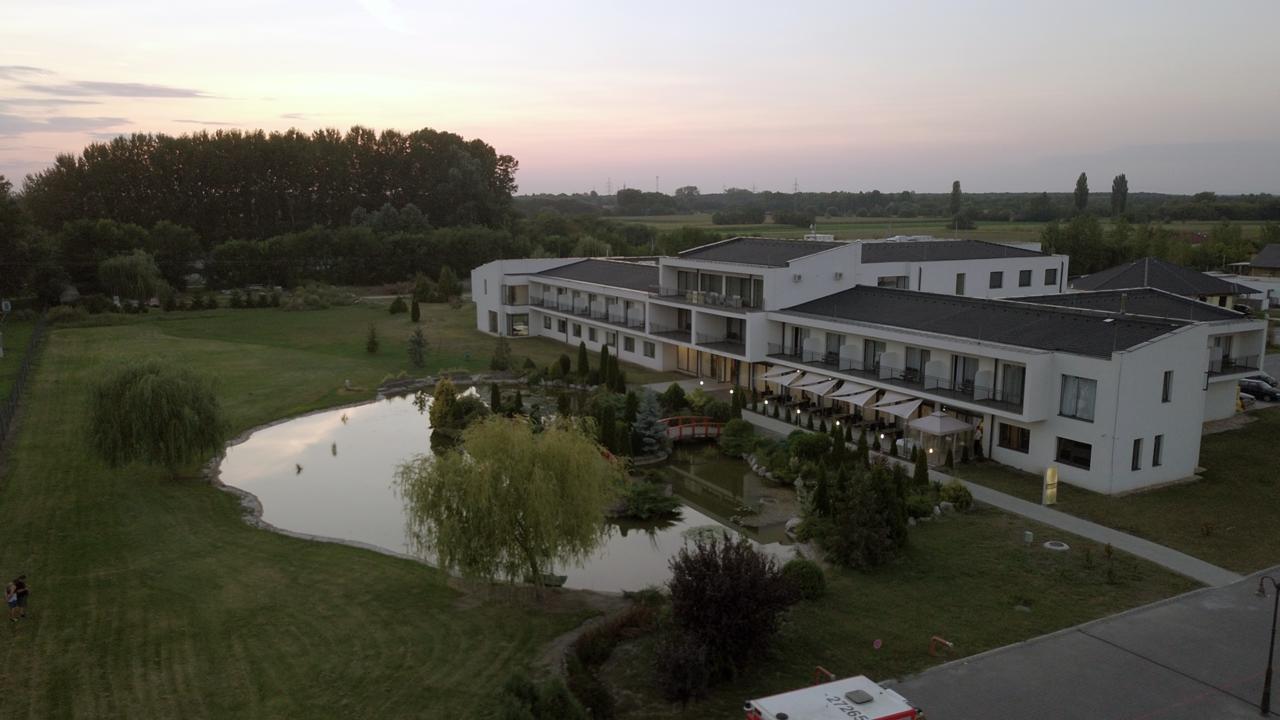 ديبريتْسين Garden Hotel Medical & Spa المظهر الخارجي الصورة