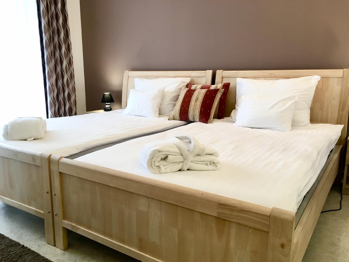 ديبريتْسين Garden Hotel Medical & Spa المظهر الخارجي الصورة